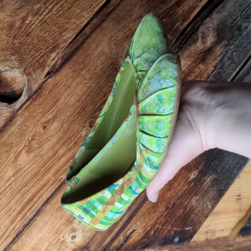Nine West shoes green ballet flats 6.5